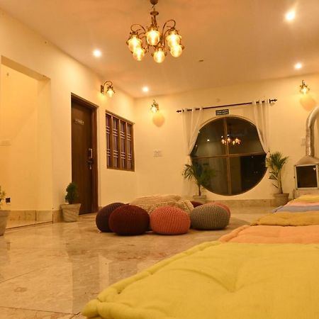 The Bunker House Hotell Chopta Eksteriør bilde