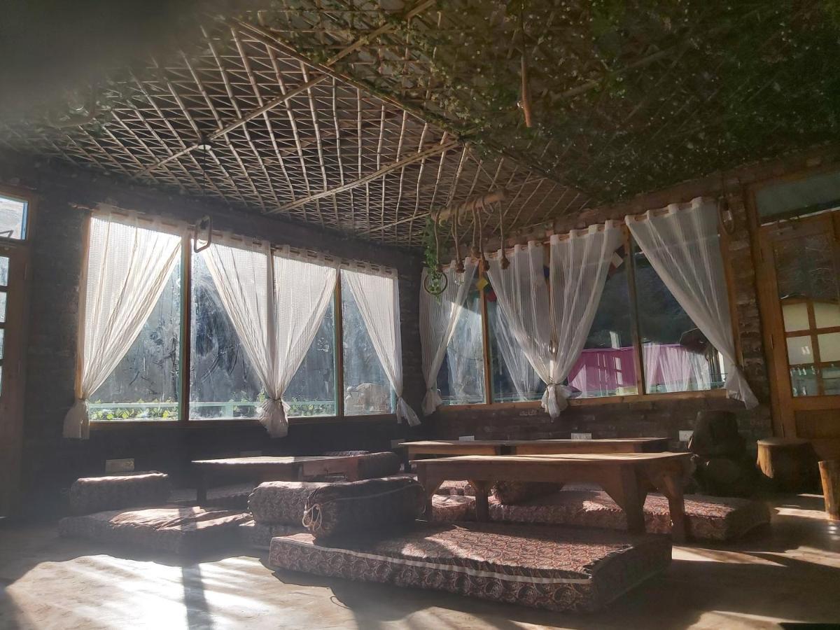 The Bunker House Hotell Chopta Eksteriør bilde